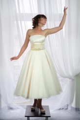 Avangarda_fashion W skład usług wchodzą: 

 - Konstrukcje odzieży (ze zdjęć, projektów, gotowych wyrobów)
 - Modelowanie, stopniowanie
 - Rozkładki, układy kroju
 - Szablony odzieżowe na kartonach sztywnych
 - Trafarety
 - Konwersja plików (zapis w 