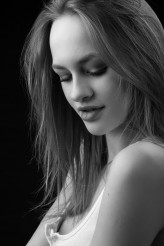 DarkGrayStudio Modelka: Emilia
