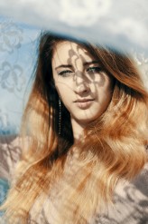 martynamatysiak Portret zainspirowany modą na wykorzystanie cieni w fotografii :)