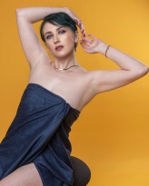 Blue_Diamond Blue Diamond - Sensual Model