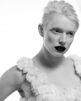 photobaby Model: Dorota Nowak
Makeup & Art Director: Justyna Polkowska
Studio: Warszawska Szkoła Reklamy