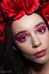 bonitaa Make Up: Sabina Wojtas
Fot: Ewelina Słowińska
Szkoła Wizażu i Stylizacji Artystyczna Alternatywa