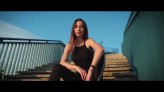 Aleksanderp111 Klatka z filmu 'Rythm&Confidence'

link do pełnego filmu: https://vimeo.com/651765956

Modelka: https://www.instagram.com/adrianna.model/
Wideo: Aleksander Pukło
