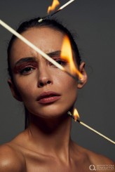 bonitaa                             Make Up: Patrycja Czarnota
Fot: Emil Kołodziej 
Szkoła Wizażu i Stylizacji Artystyczna Alternatywa            