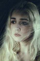 4nna3milia Tears 

Photo: Magdalena Russocka Photoworks
Model & make-up: me