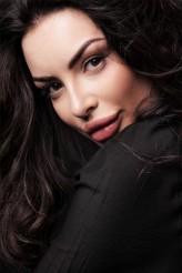 desdemonadeville                             IG:

@desdemonadeville
@glamourfot            