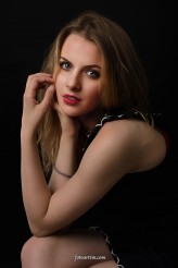 fotoartim Weronika na sesji portretowej. CDN... Studio ARTIM ul. Poprzeczna 13/15 Olsztyn, tel. 511 345 190