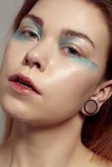 Claremine Fot. Rafał Woźniak
Mua. Kinga Stolarczyk
Face Art Make-up School