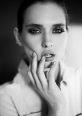 uninvited photographer: Martyna Gumuła
model: Natalia D/Vision
stylist: Dorota Frydecka
make-up & hair: Michał Sadowski
