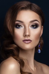 magarts Sesja do makeup trendy magazin 2020#4
mua: Monika Oleksy
fryzura: Ewelina Wcisło
modelka: Sylwia Grębowska