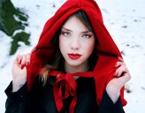 mojaparanoja                             red riding hood            