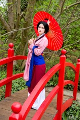 Kaori034                             Cosplay Mulan 
Photo by https://www.facebook.com/CarmenSolarisGallegos/            