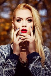 soulen modelka: Joanna G
make up: Brokat Make Up