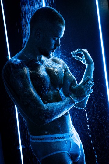 Fotograf Pan-od-bodypaintingu