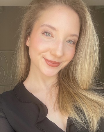 Modelka zuzannakracinska