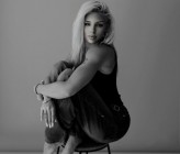 ladywithqun