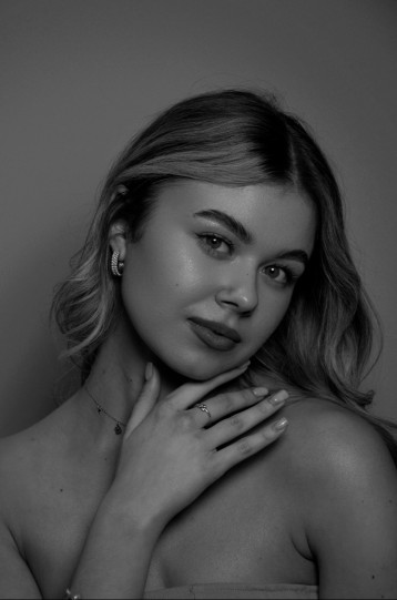 Modelka roksanalorenc