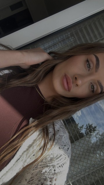 Modelka karinakuczynska