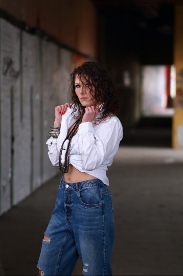 Modelka Slodko_gorzka_zolza