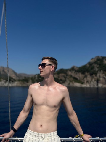 Model Sebostian
