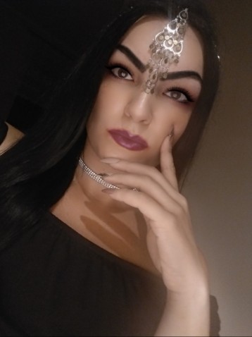 Modelka Pocahontas26