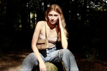 Modelka Lastoneinisa