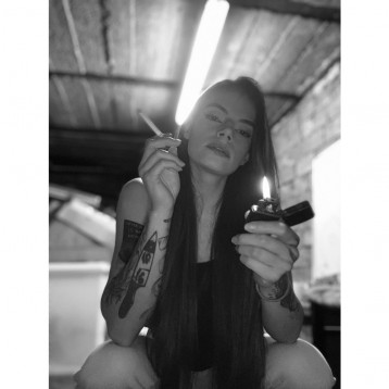 Modelka czvrnv