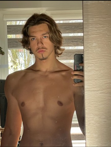 Model bartekbozyk