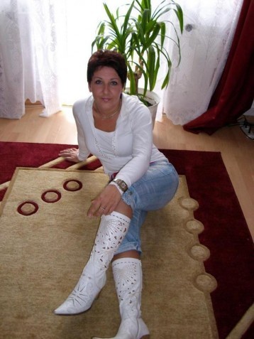 Modelka 19-Maja-70