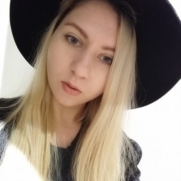 Modelka Blondedzjuni