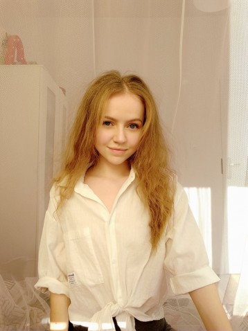 Modelka SofiiaVerhoviak