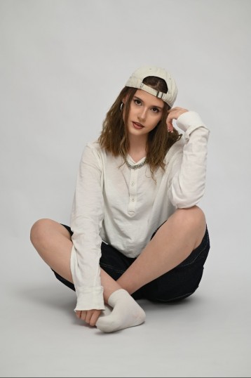 Modelka apoloniahulist