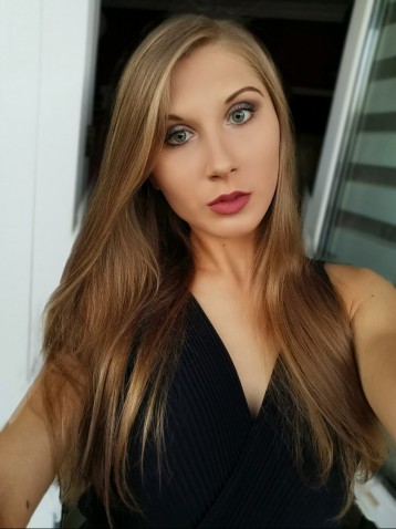 Modelka KarolinaM96