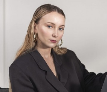 Modelka agatakalyta