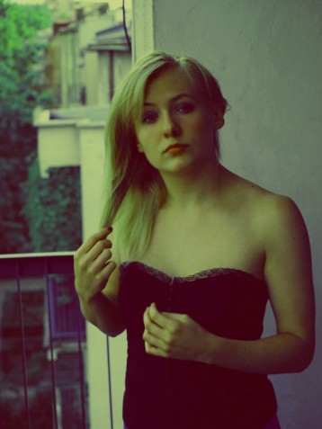 Modelka transcendentalmind