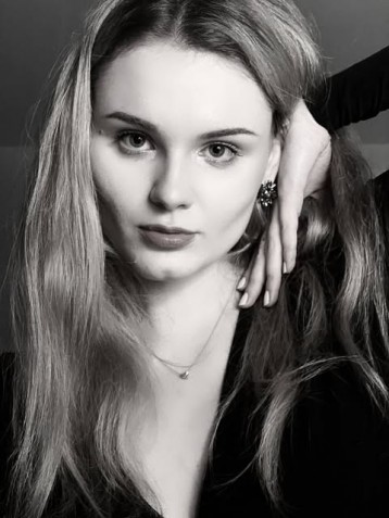 Modelka N-Olga