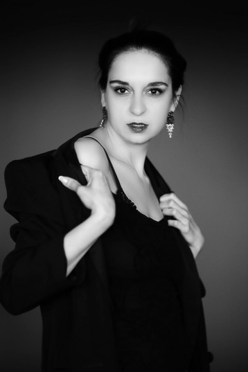 Modelka Pivoine